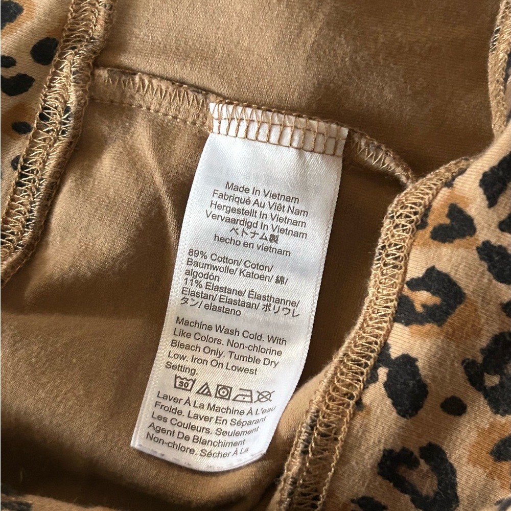 Cheetah Print Leggings - Picture 15 of 15